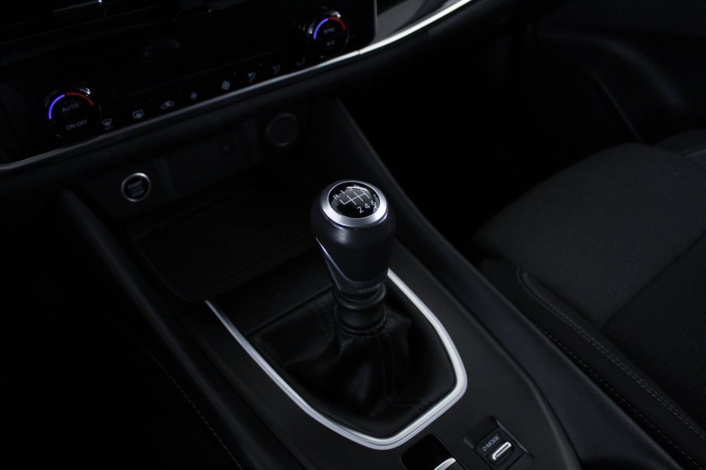 nissan-qashqai-2024-hibrido-1332cc