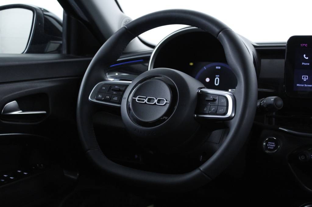 fiat-600-2025-hibrido-1199cc