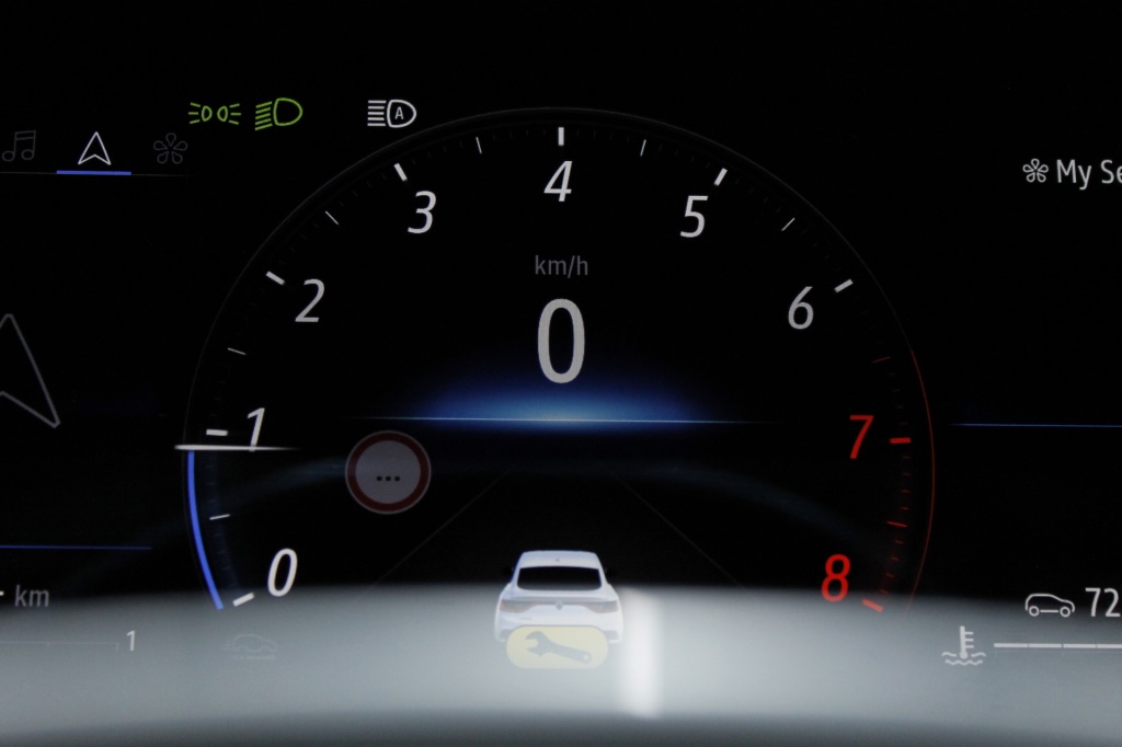 renault-arkana-2023-hibrido-1332cc
