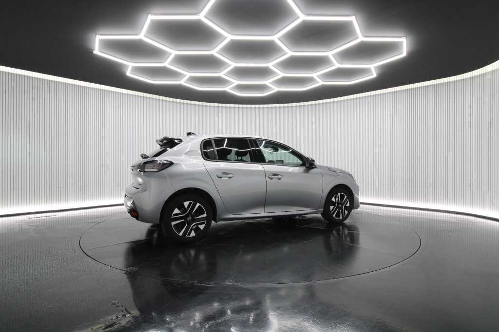 peugeot-208-2025-hibrido-1199cc