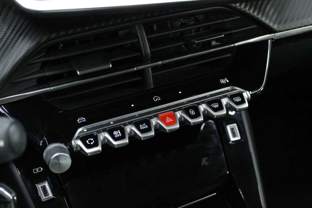 peugeot-208-2025-hibrido-1199cc