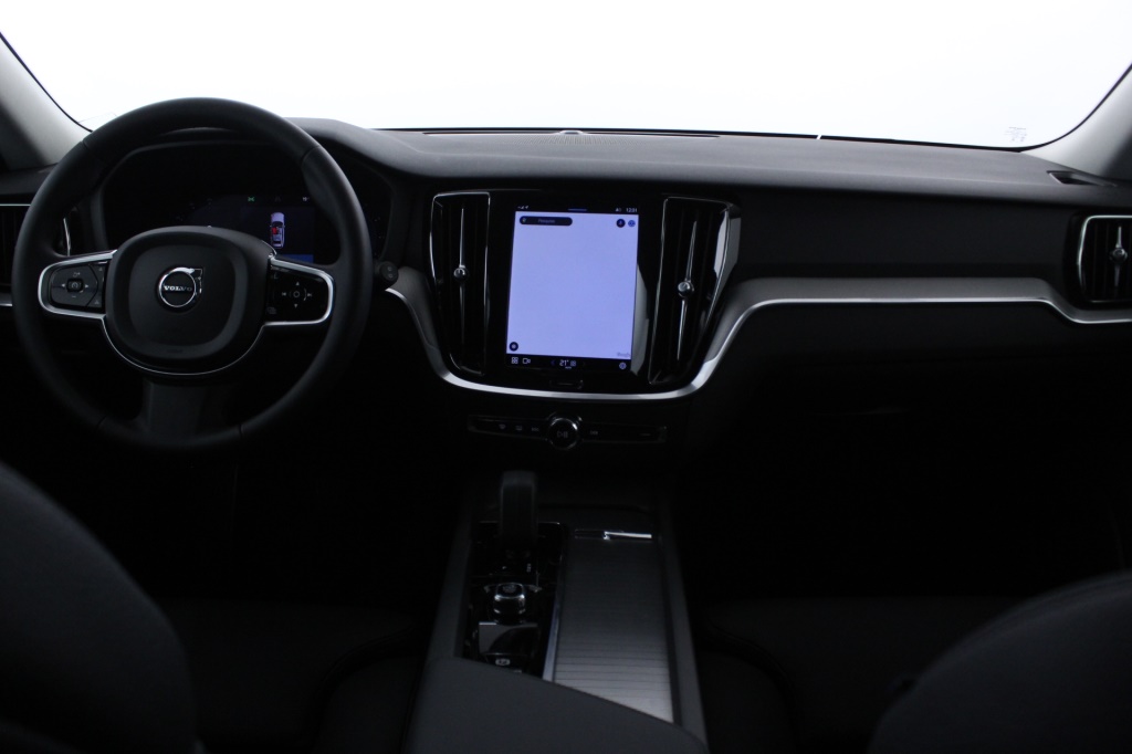 volvo-v60-2023-hibrido-1969cc