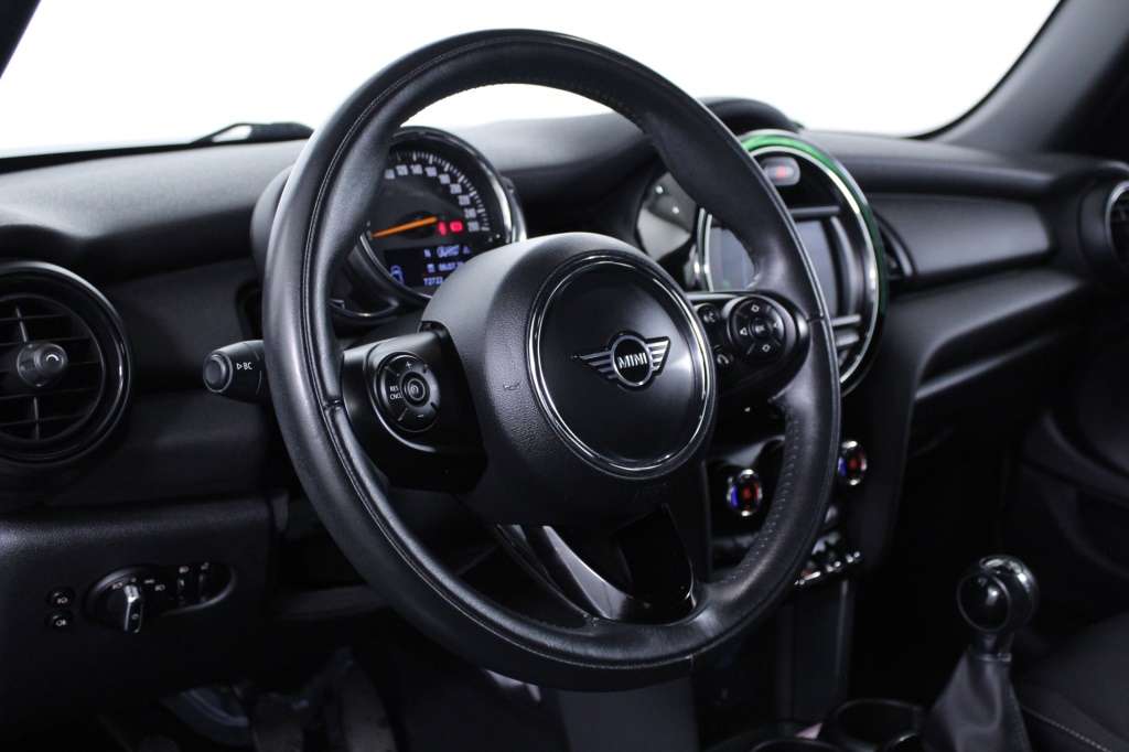 mini-one-2019-diesel-1496cc