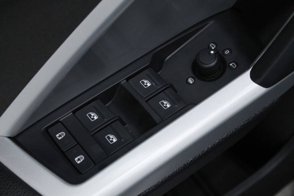 audi-q3-2022-hibrido-1395cc
