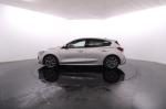 ford-focus-2023-hibrido-999cc