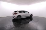ford-focus-2023-hibrido-999cc