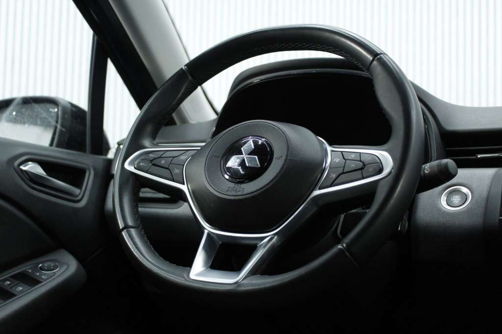 mitsubishi-colt-2024-gasolina-999cc
