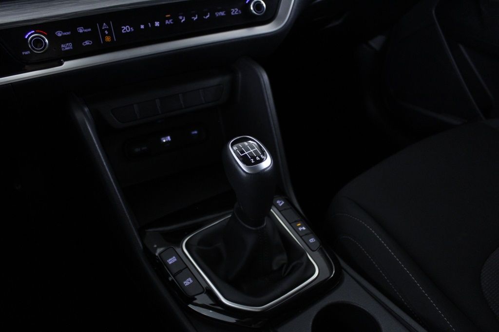 kia-sportage-2025-gasolina-1598cc