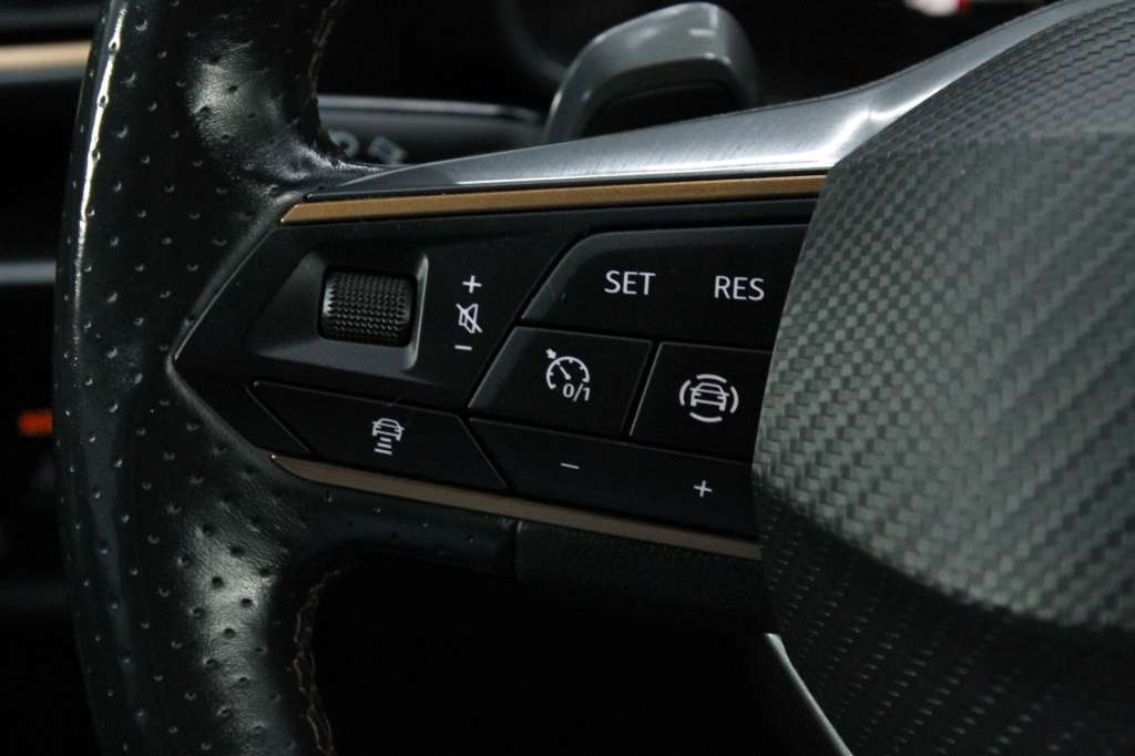 cupra-formentor-2022-hibrido-1395cc