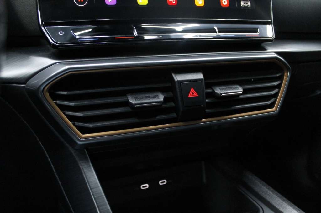cupra-formentor-2022-hibrido-1395cc