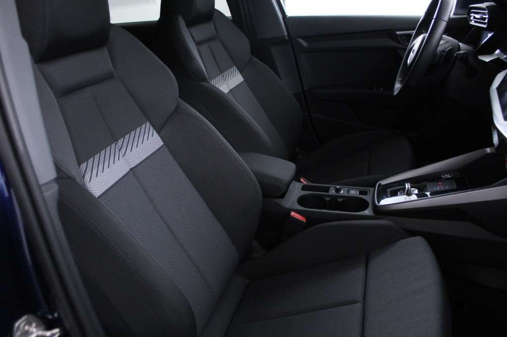 audi-a3-sportback-2024-hibrido-999cc