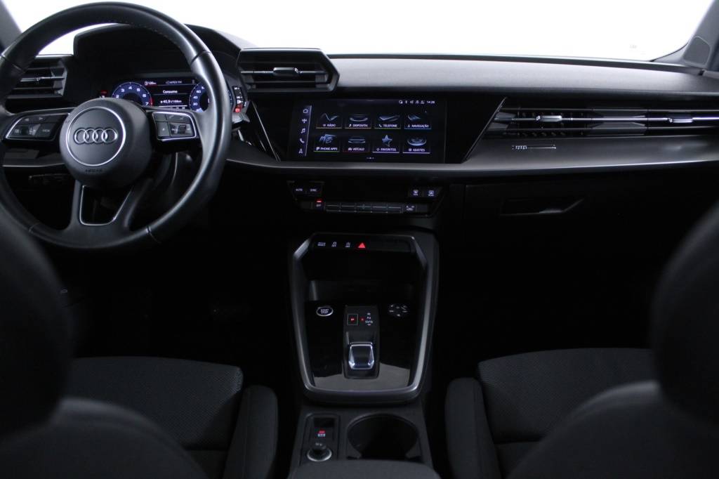 audi-a3-sportback-2024-hibrido-999cc