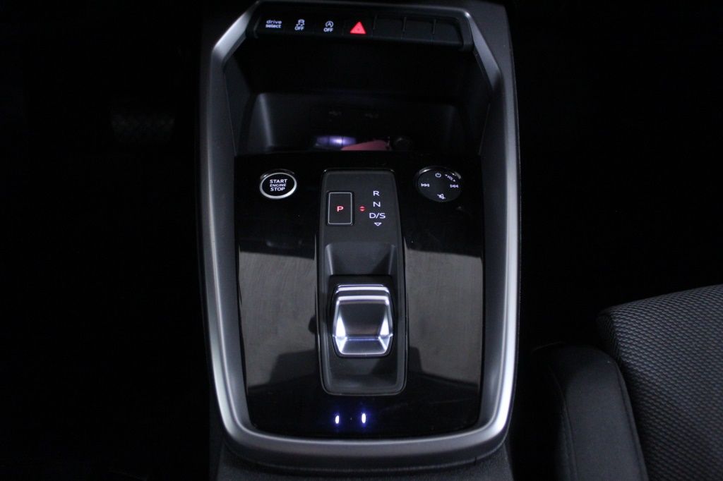 audi-a3-sportback-2024-hibrido-999cc