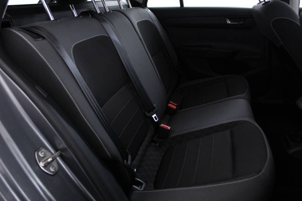 skoda-fabia-2022-gasolina-999cc