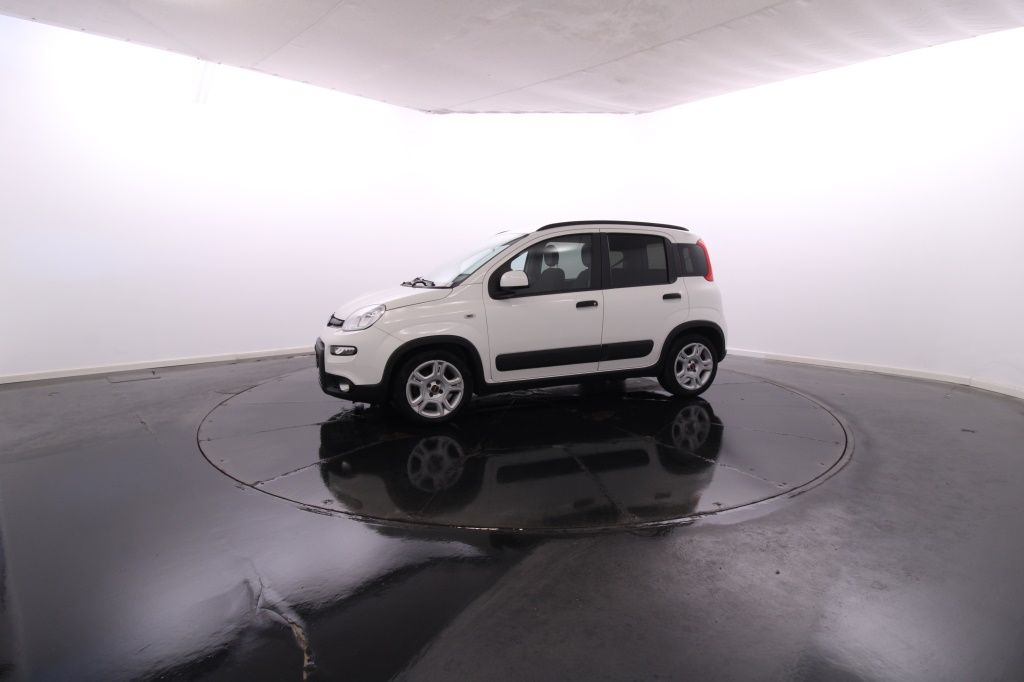 fiat-panda-2023-hibrido-999cc