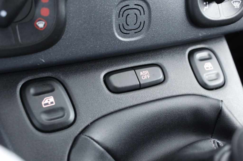 fiat-panda-2023-hibrido-999cc