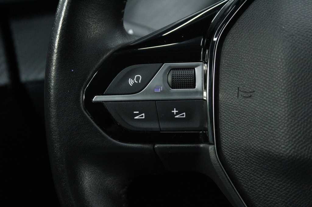 peugeot-208-2024-gasolina-1199cc