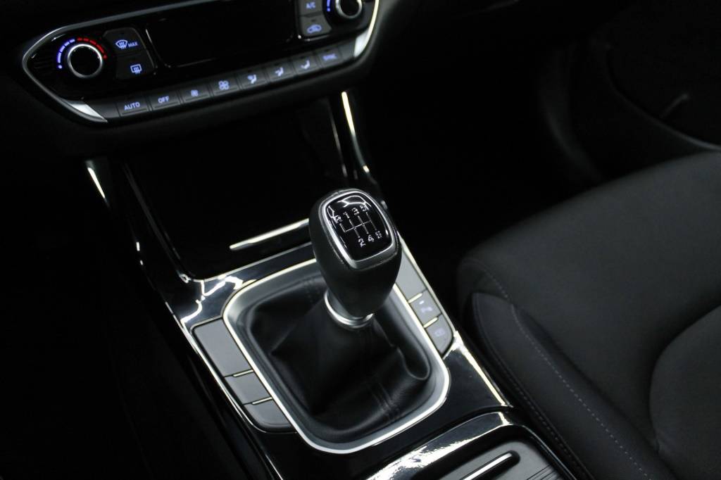 hyundai-i30-sw-2024-gasolina-998cc
