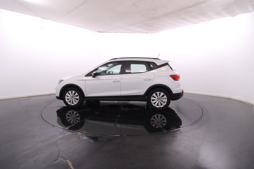 seat-arona-2024-gasolina-999cc
