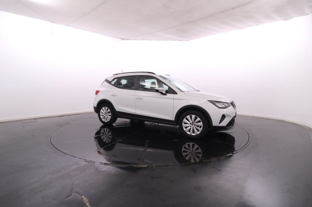 seat-arona-2024-gasolina-999cc
