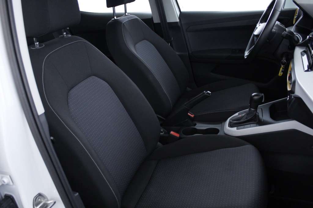 seat-arona-2024-gasolina-999cc