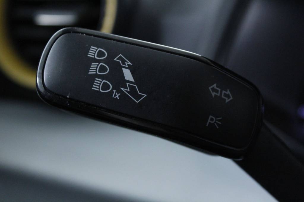 seat-arona-2024-gasolina-999cc