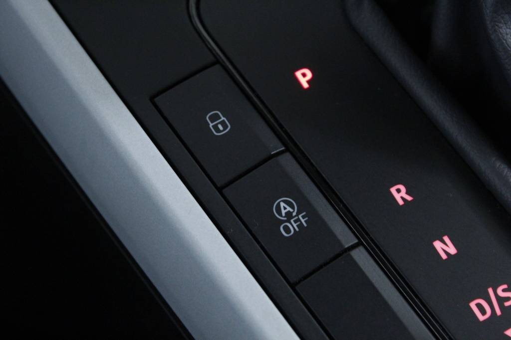 seat-arona-2024-gasolina-999cc