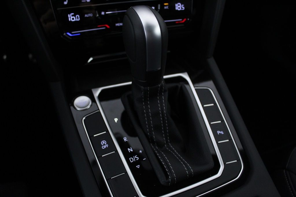 volkswagen-arteon-2023-diesel-1968cc