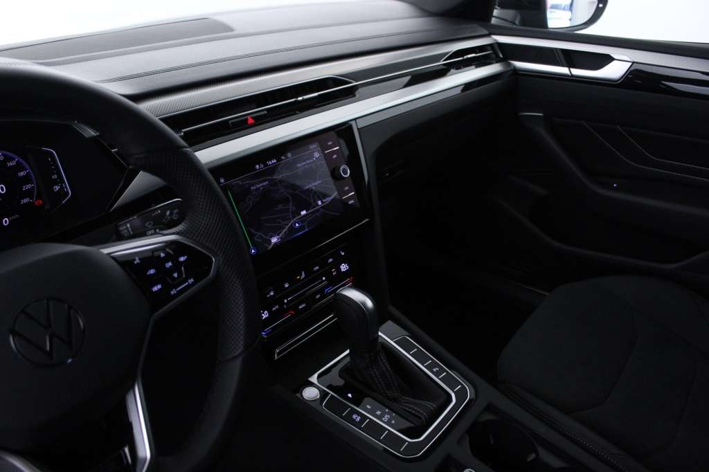 volkswagen-arteon-2023-diesel-1968cc