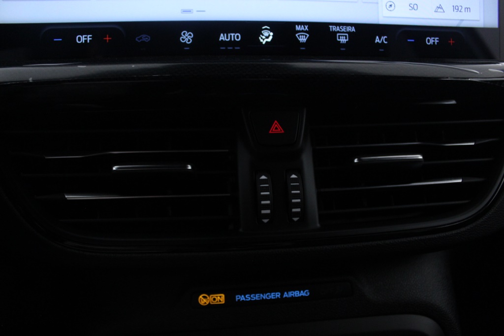 ford-focus-sw-2023-diesel-1499cc