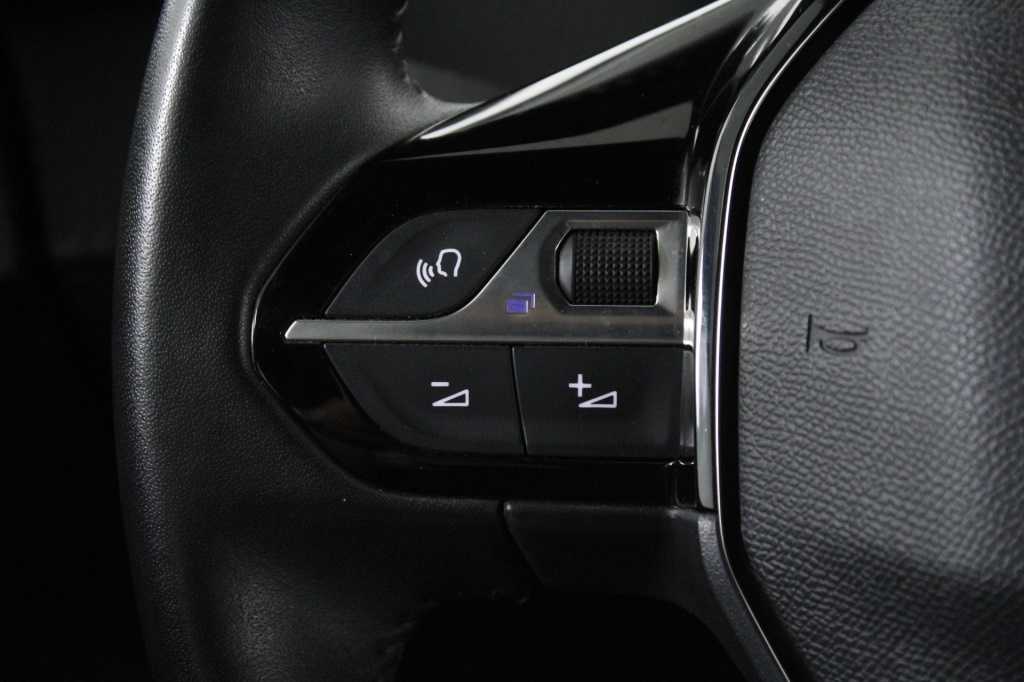 peugeot-2008-2024-gasolina-1199cc