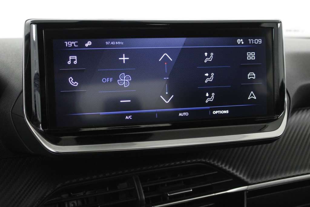 peugeot-2008-2024-gasolina-1199cc