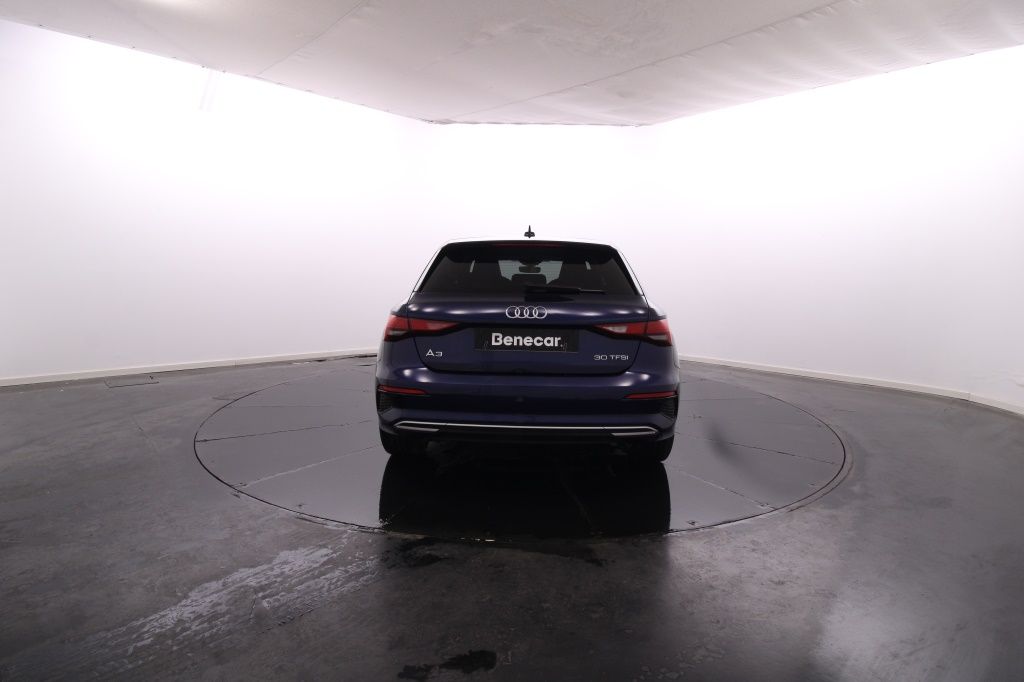 audi-a3-sportback-2024-hibrido-999cc