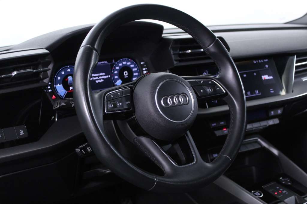 audi-a3-sportback-2024-hibrido-999cc