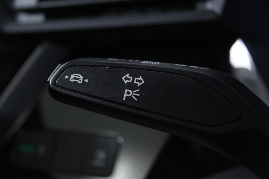 audi-a3-sportback-2024-hibrido-999cc