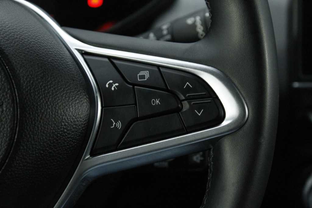 mitsubishi-colt-2024-gasolina-999cc
