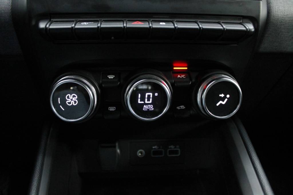 mitsubishi-colt-2024-gasolina-999cc
