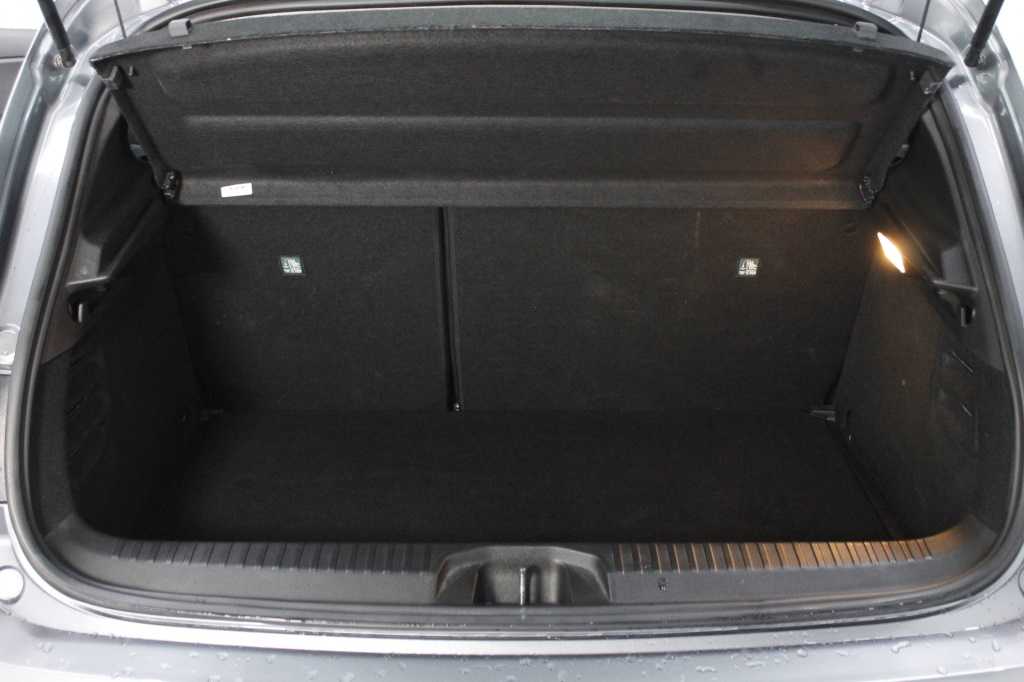 mitsubishi-colt-2024-gasolina-999cc