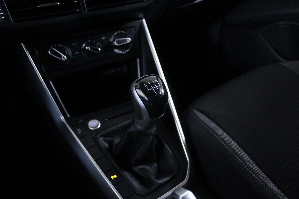 volkswagen-taigo-2024-gasolina-999cc