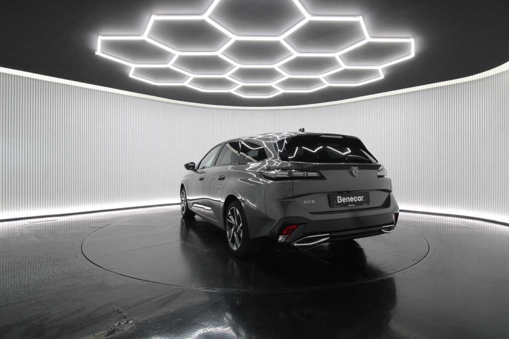 peugeot-308-sw-2024-gasolina-1199cc