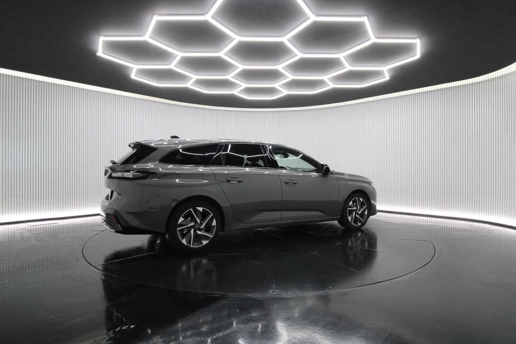 peugeot-308-sw-2024-gasolina-1199cc