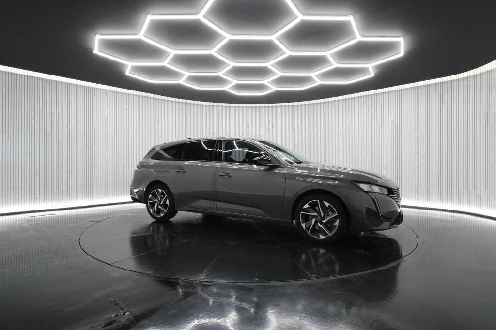 peugeot-308-sw-2024-gasolina-1199cc