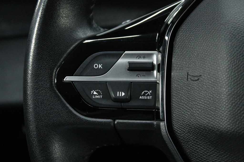 peugeot-308-sw-2024-gasolina-1199cc