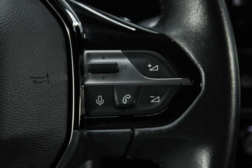 peugeot-308-sw-2024-gasolina-1199cc