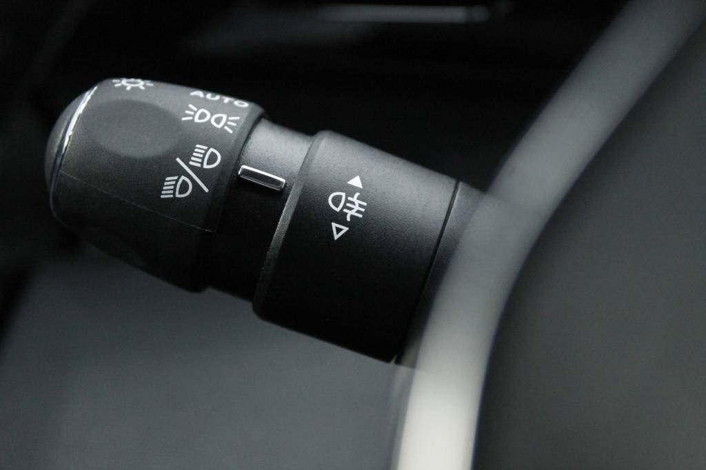 peugeot-308-sw-2024-gasolina-1199cc