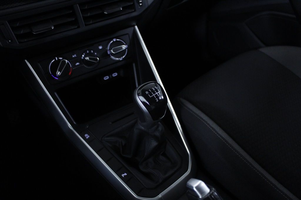 volkswagen-taigo-2024-gasolina-999cc
