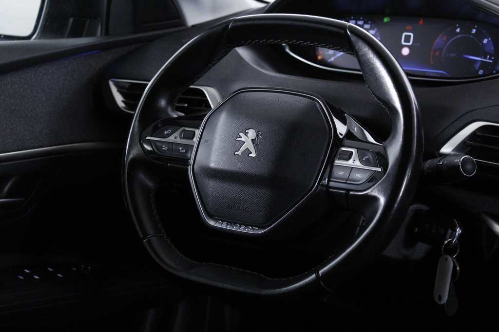 peugeot-3008-2019-diesel-1499cc
