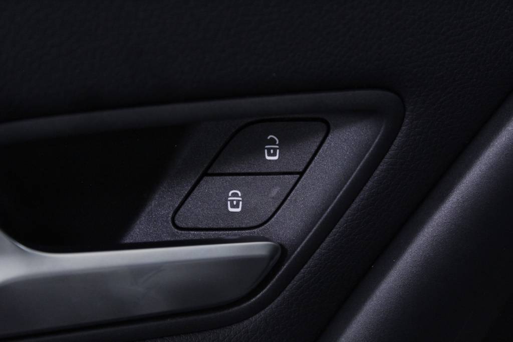 mercedes-benz-classe-a-2024-hibrido-1332cc