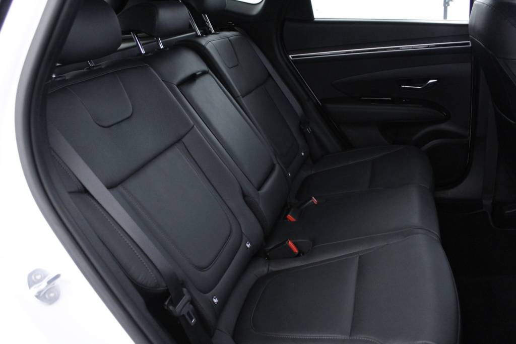 hyundai-tucson-2024-diesel-1598cc