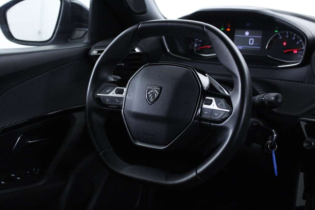peugeot-2008-2024-gasolina-1199cc
